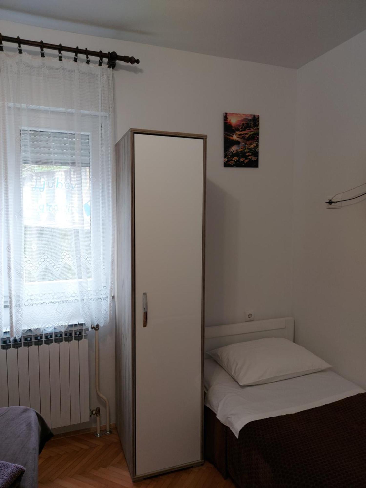 Elena Rooms Pasjak المظهر الخارجي الصورة