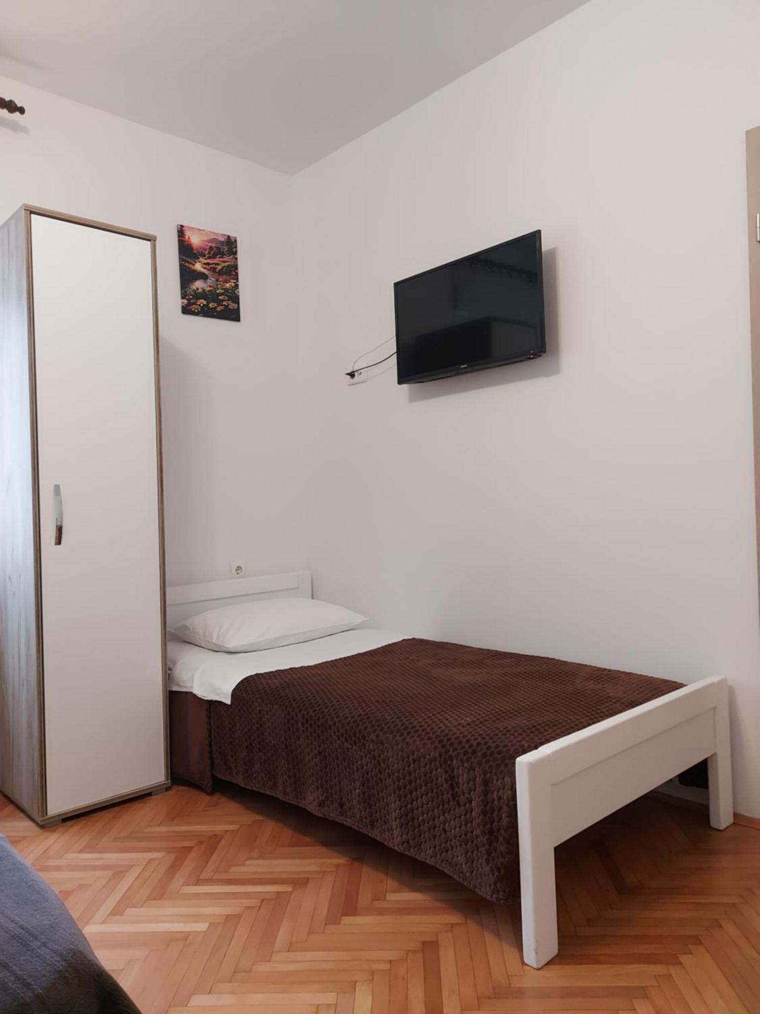 Elena Rooms Pasjak المظهر الخارجي الصورة